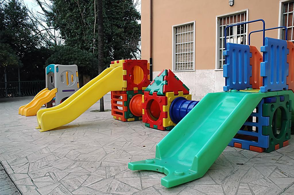 Casa Religiosa Per Ferie Ancelle Del Santuario Rome Exterior photo